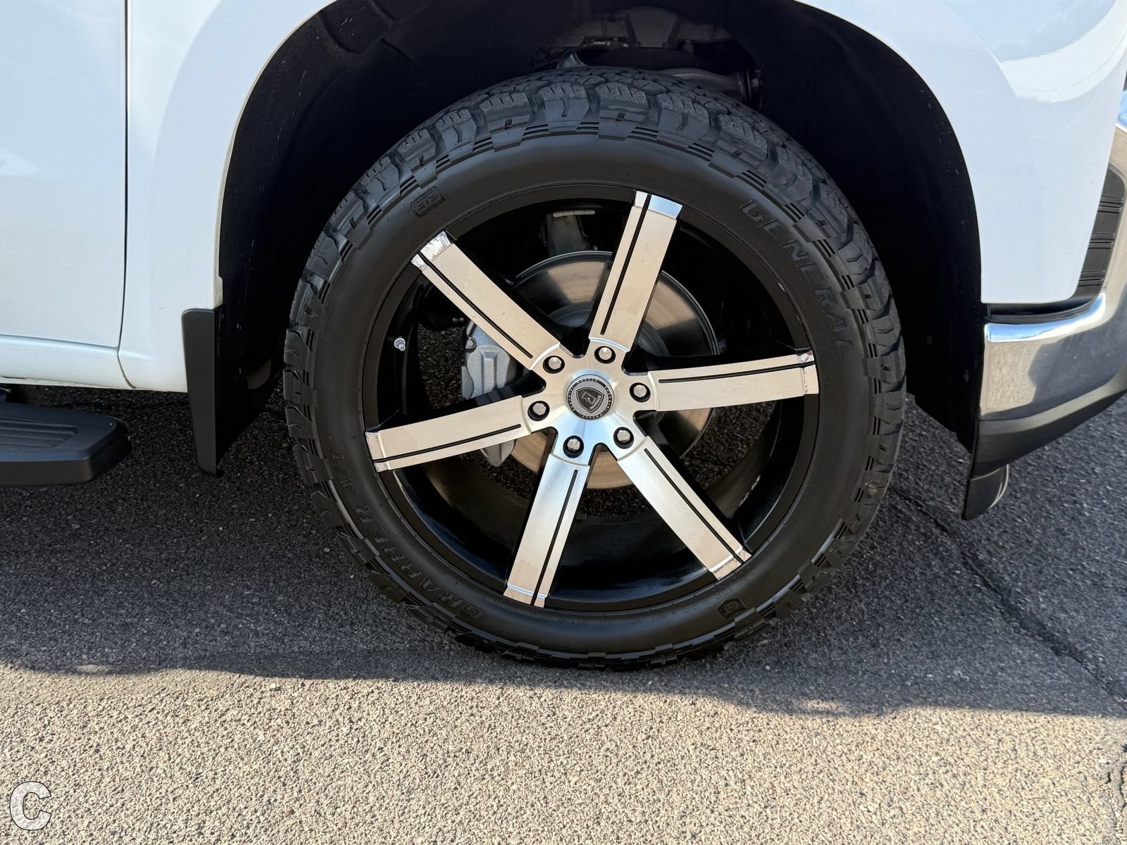 Used 2020 Chevrolet Silverado 1500 LT w/ All-Star Edition RWD image 10