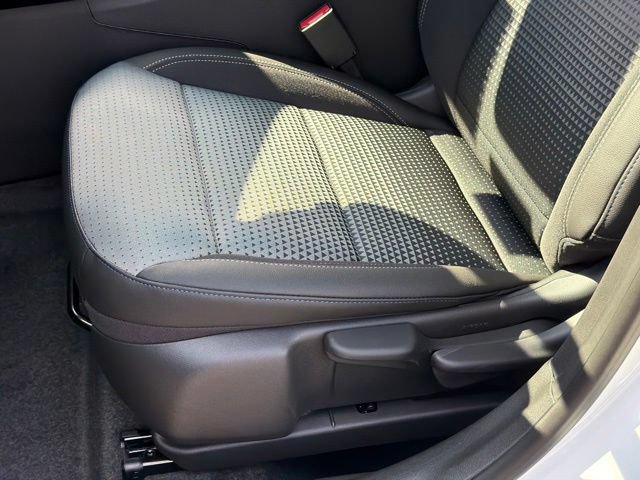 New 2026 Chevrolet Trax LT w/ Driver Confidence Package FWD image 11