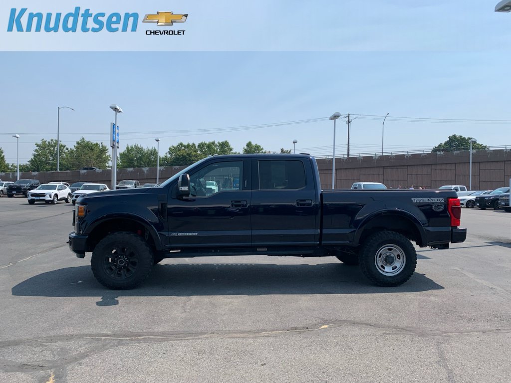 Used 2022 Ford F350 Lariat w/ Tremor Off-Road Package AWD/4WD image 4