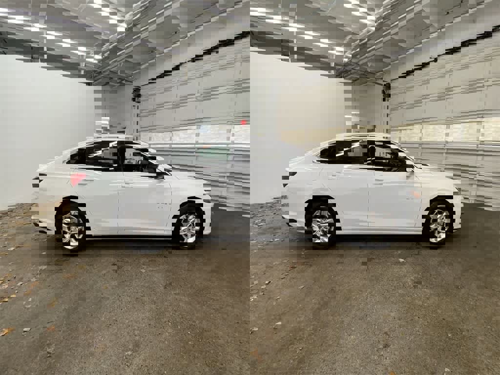 Used 2023 Chevrolet Malibu LT image 7