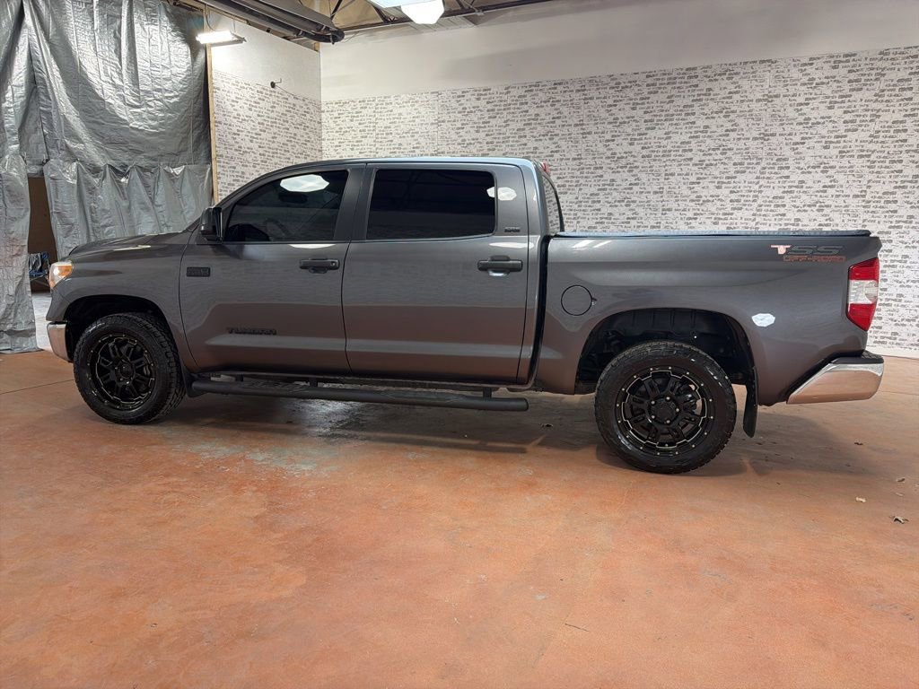 Used 2017 Toyota Tundra SR5 image 4