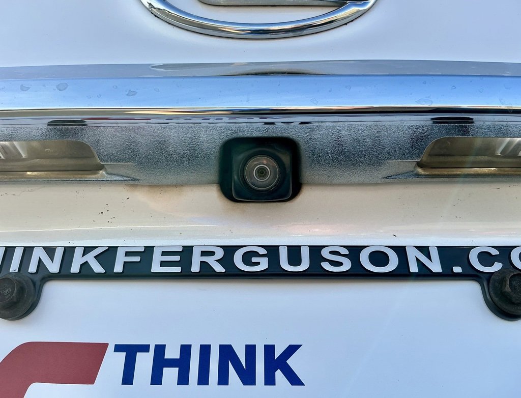 Used 2016 Lexus ES 350 w/ Luxury Package w/Wood Trim image 15