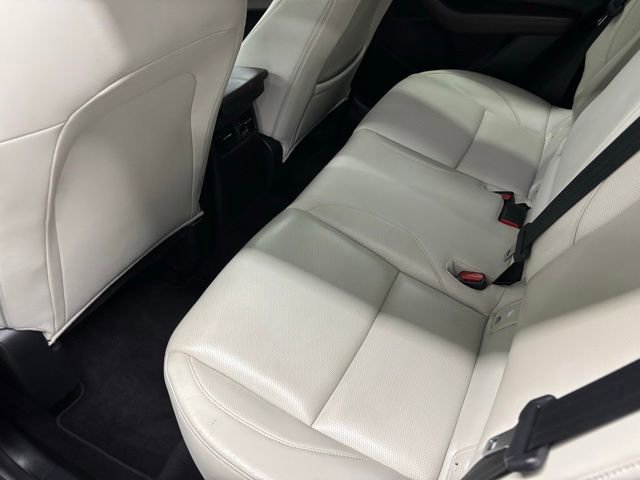 Used 2020 MAZDA CX-30 Premium image 11