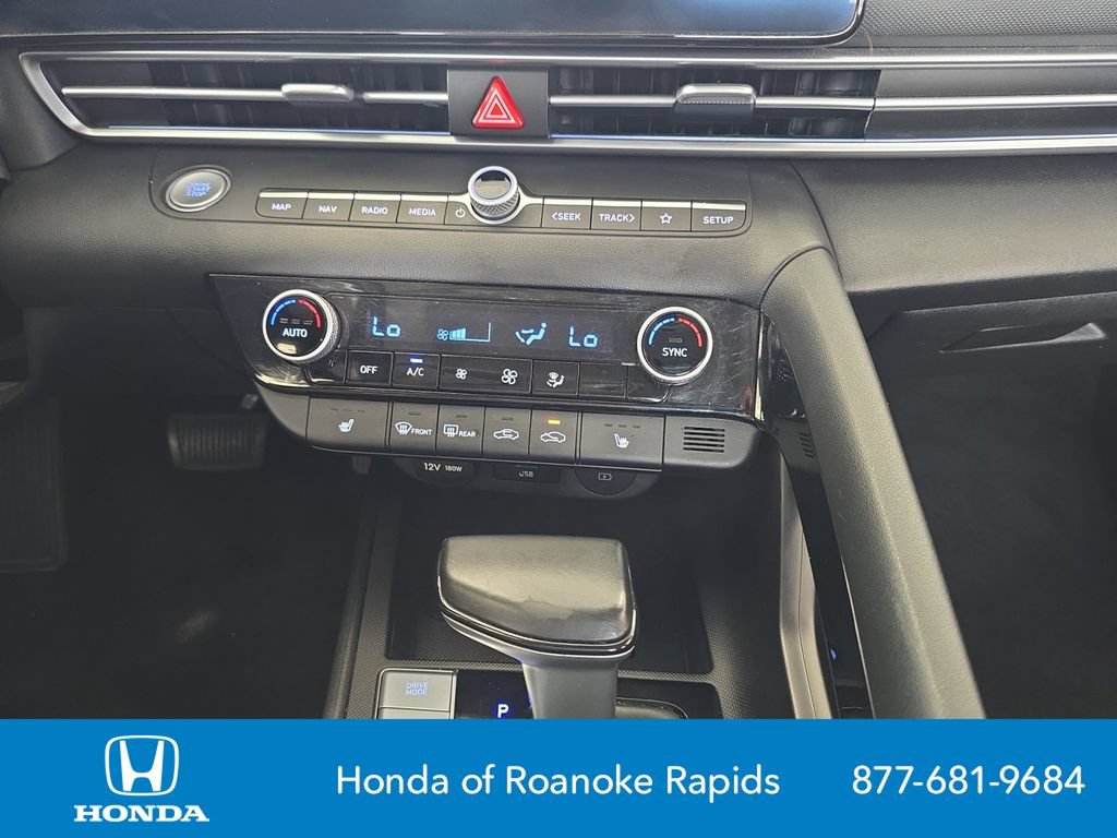 Used 2025 Hyundai Elantra Limited FWD image 15