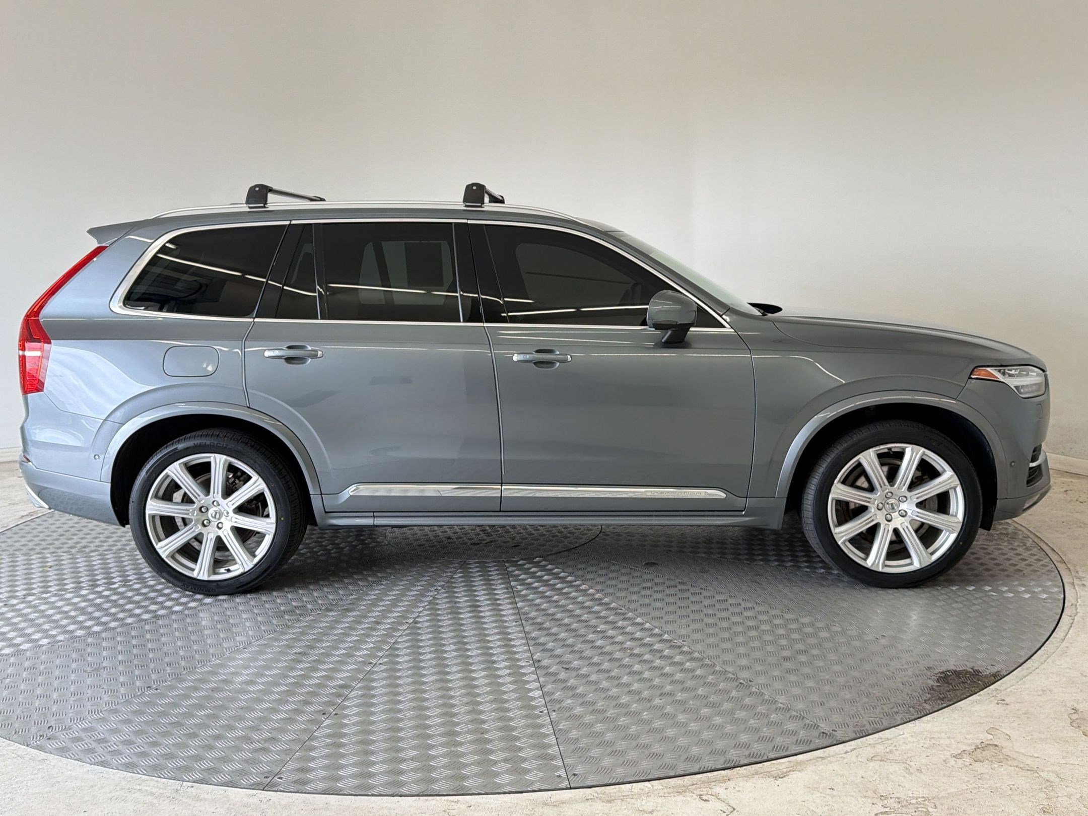 Used 2019 Volvo XC90 T6 Inscription w/ Advanced Package AWD/4WD image 8