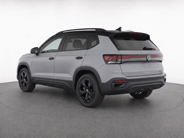 Used 2025 Volkswagen Taos SE AWD/4WD image 4