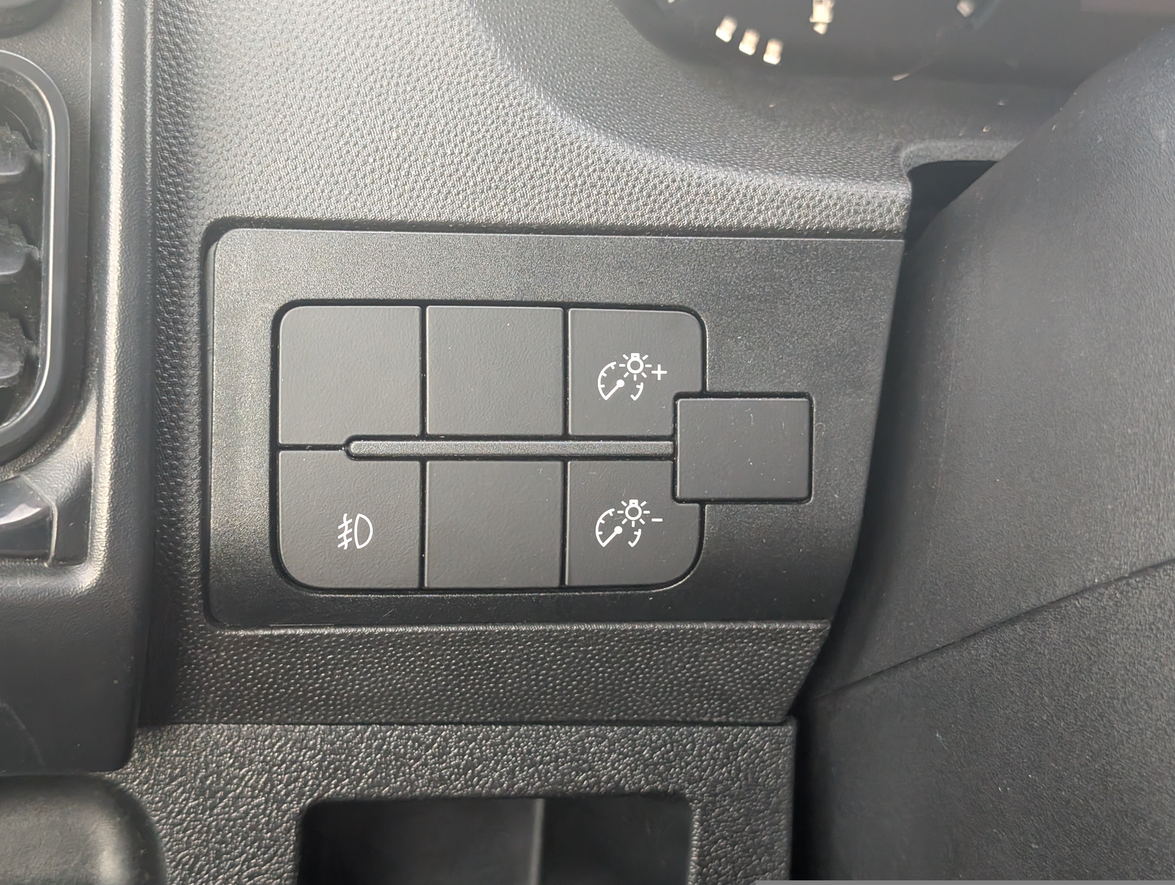 Used 2025 RAM ProMaster 2500 w/ Convenience Group FWD image 13