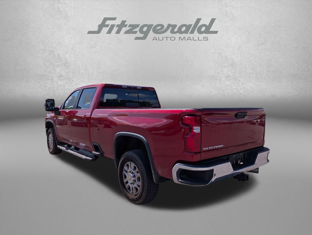 Used 2022 Chevrolet Silverado 3500 LT w/ Convenience Package AWD/4WD image 8
