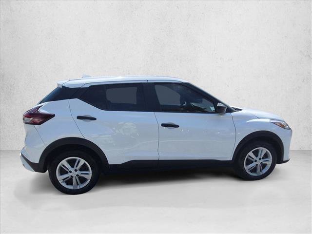 Certified 2023 Nissan Kicks S FWD image 4