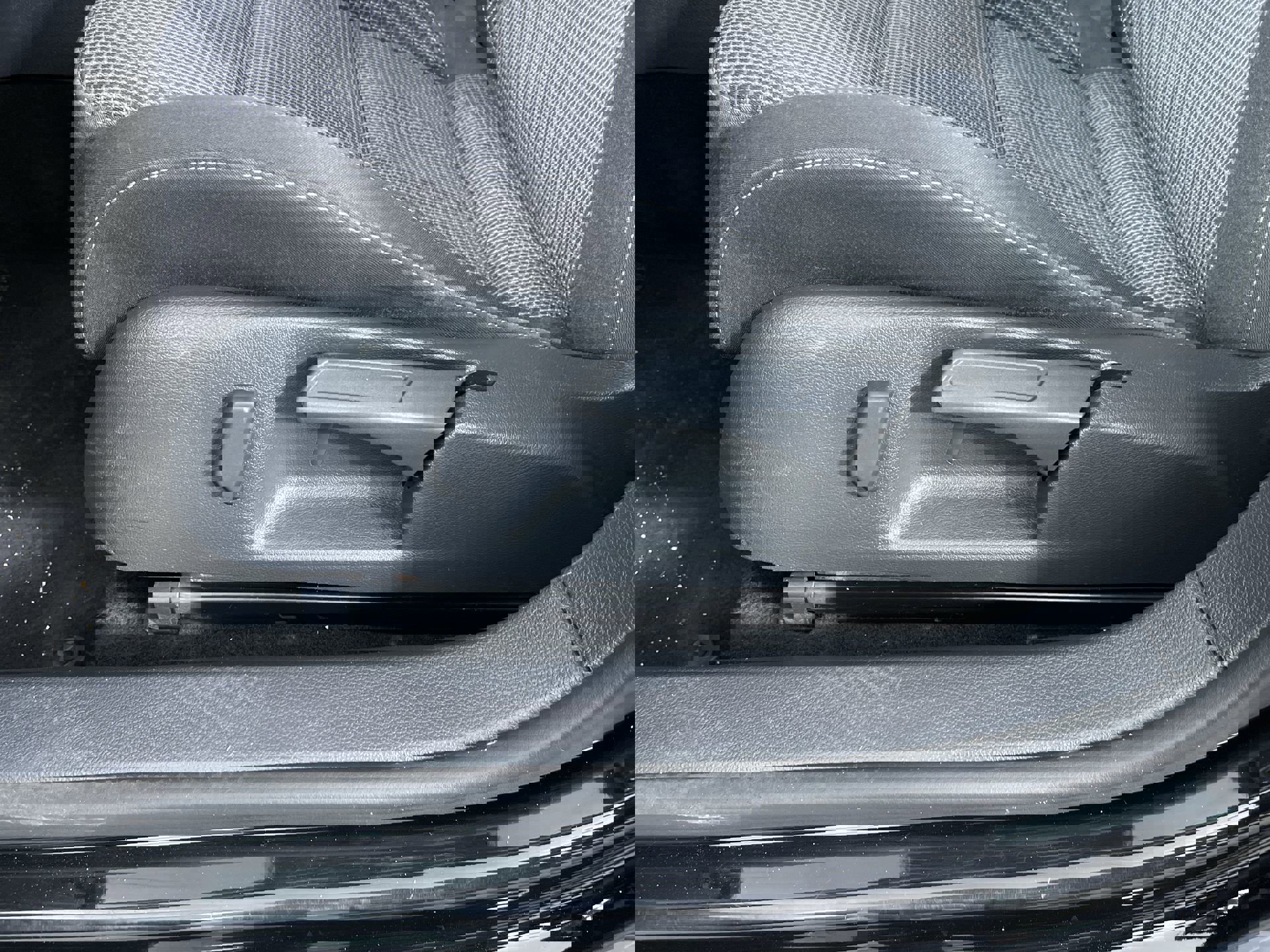 Used 2012 Volkswagen Golf 4-Door image 13