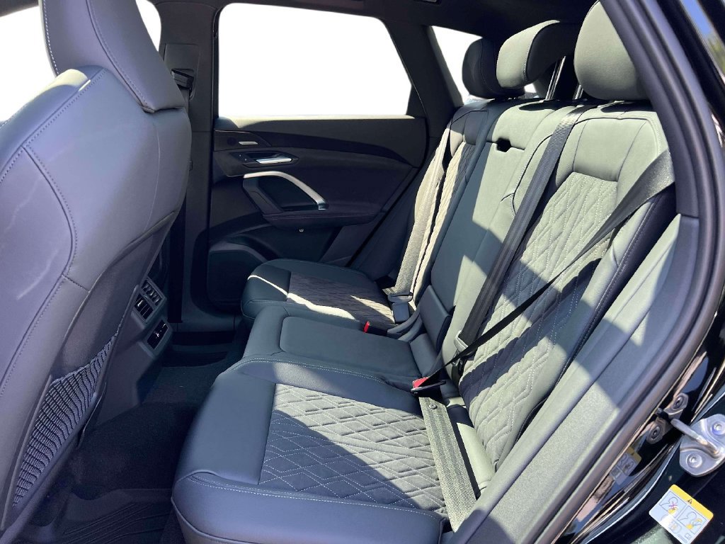 New 2026 Audi SQ5 Premium Plus AWD/4WD image 16