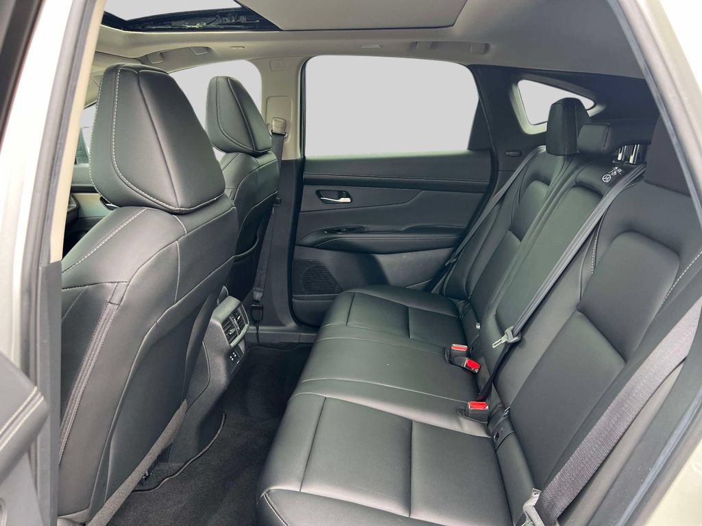 Used 2025 Nissan Murano SL AWD/4WD image 11
