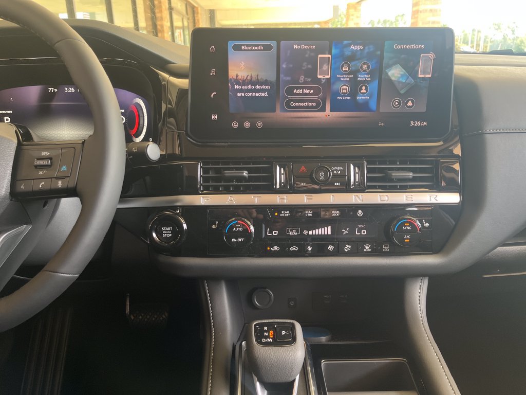 New 2026 Nissan Pathfinder SL FWD image 17