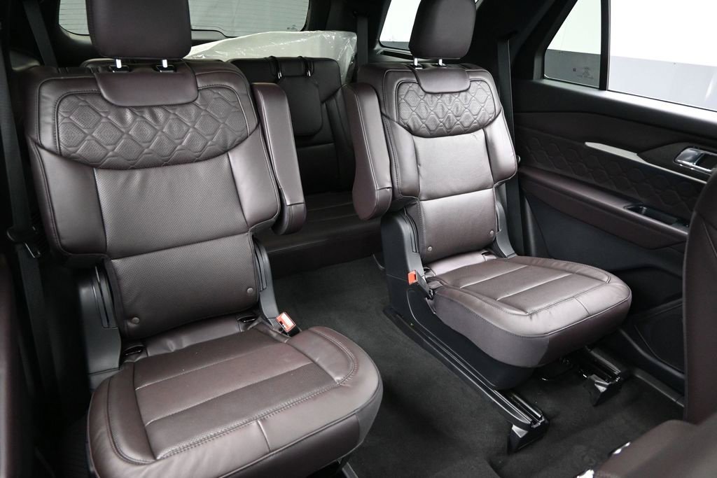 New 2027 Ford Explorer Platinum w/ LUX Leather Package AWD/4WD image 26