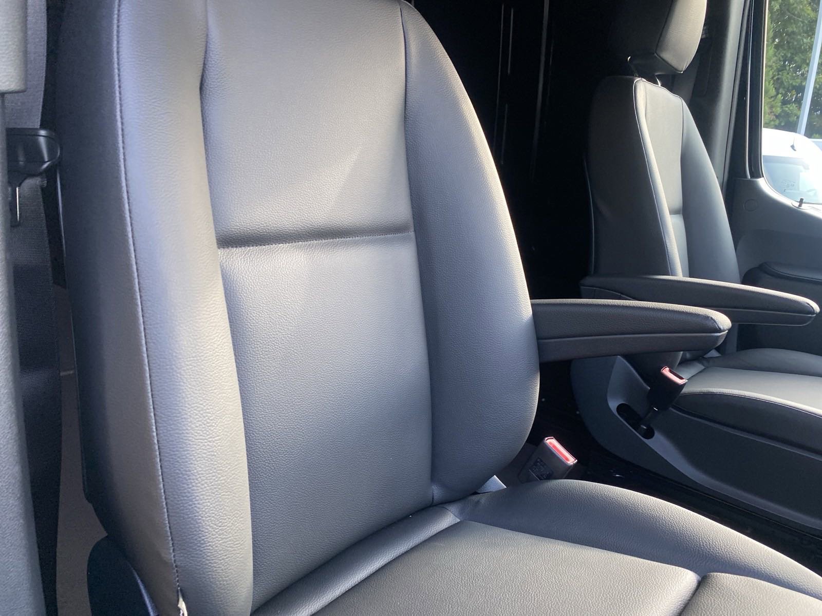New 2024 Mercedes-Benz Sprinter 3500 image 43