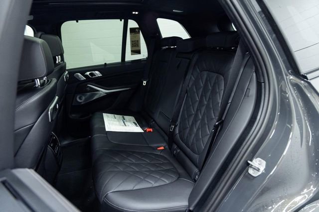 New 2026 BMW X5 M60i image 25