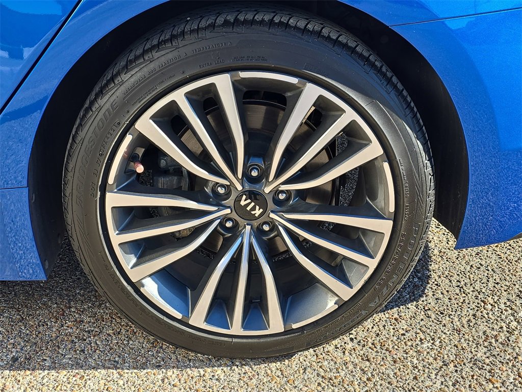 Used 2019 Kia Stinger w/ Sun & Sound Package image 32