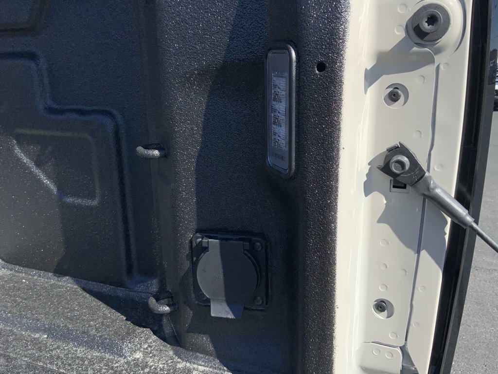 New 2026 GMC Sierra 3500 AT4 w/ AT4 Premium Plus Package image 18