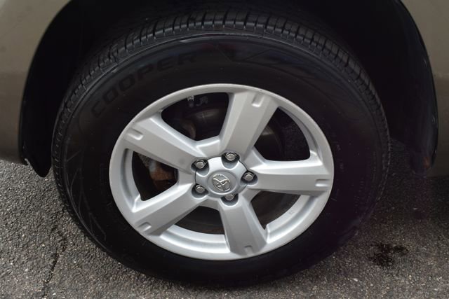 Used 2012 Toyota RAV4 FWD w/ Value Pkg image 40