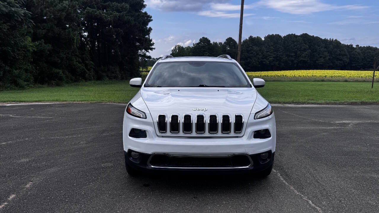 Used 2017 Jeep Cherokee Limited AWD/4WD image 3