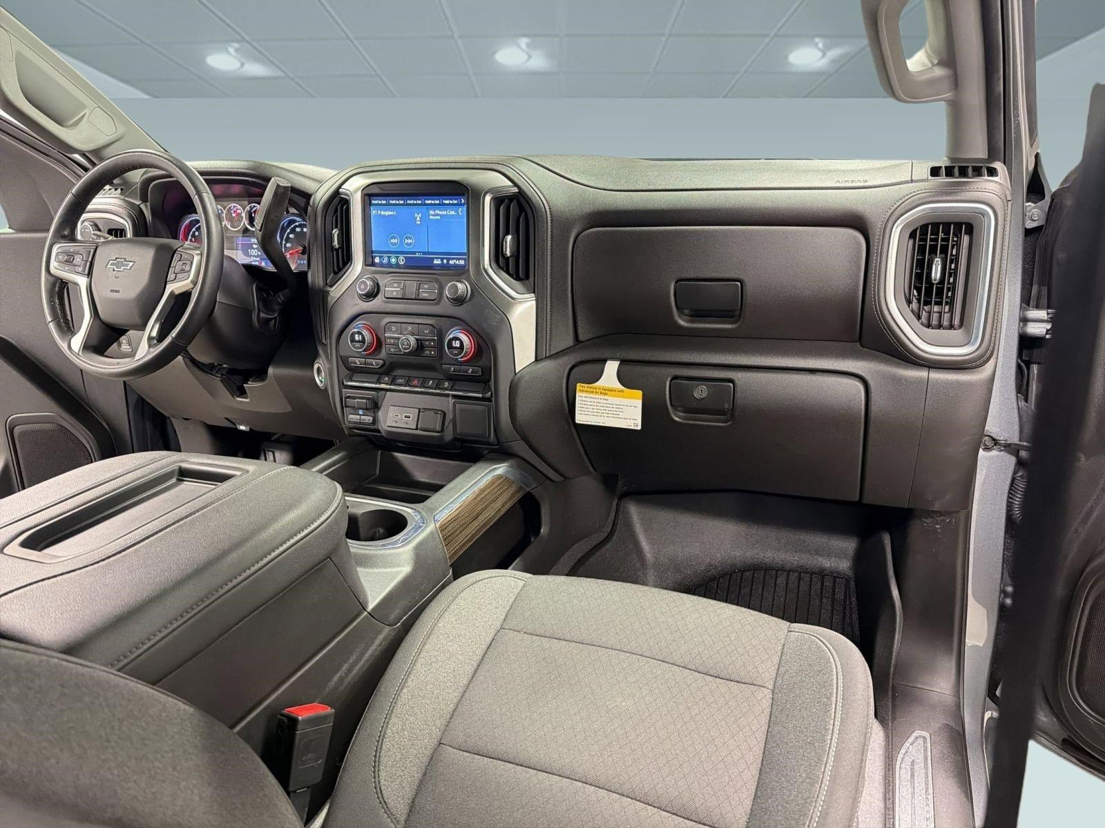 Certified 2022 Chevrolet Silverado 1500 RST AWD/4WD image 29