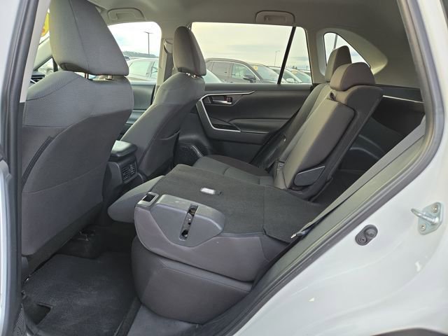Used 2023 Toyota RAV4 XLE image 29