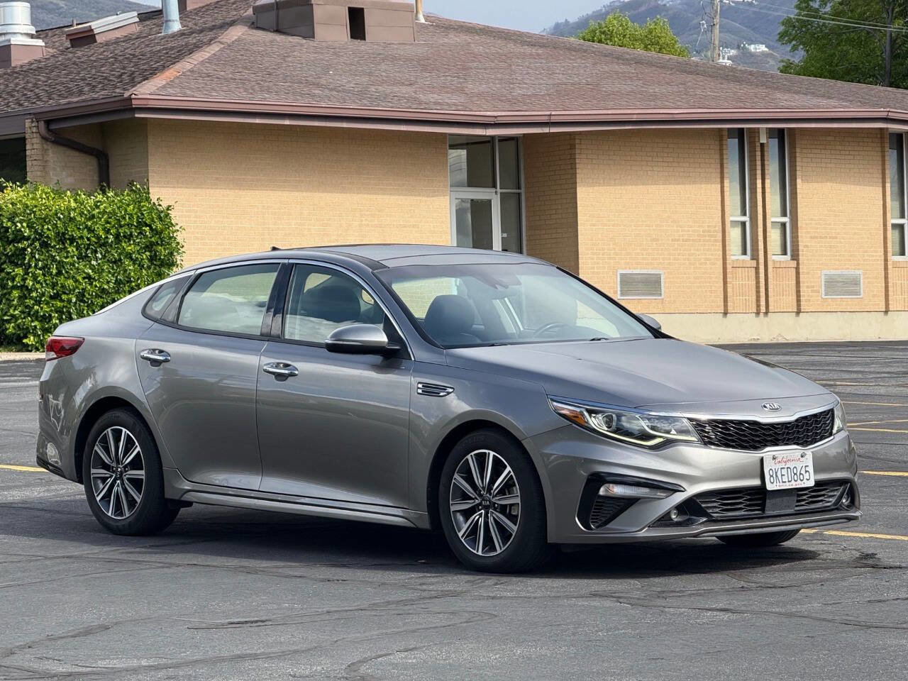 Used 2019 Kia Optima EX w/ EX Premium Package FWD image 3