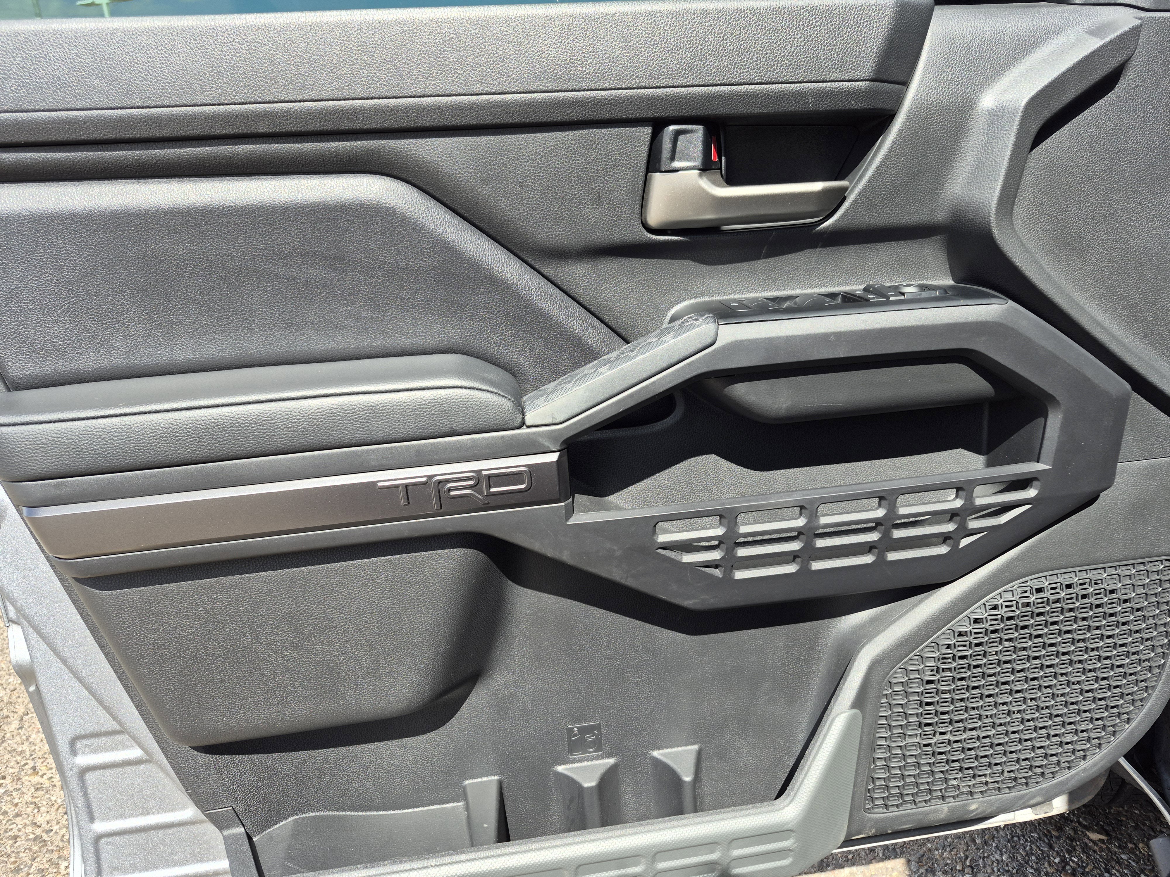Certified 2025 Toyota Tacoma TRD Sport AWD/4WD image 14
