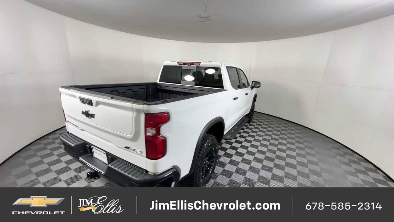 New 2026 Chevrolet Silverado 1500 ZR2 AWD/4WD image 17
