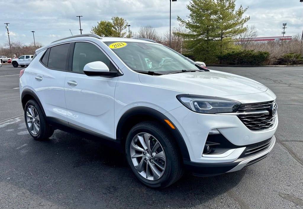 Used 2021 Buick Encore GX Essence w/ Experience Buick Package image 9