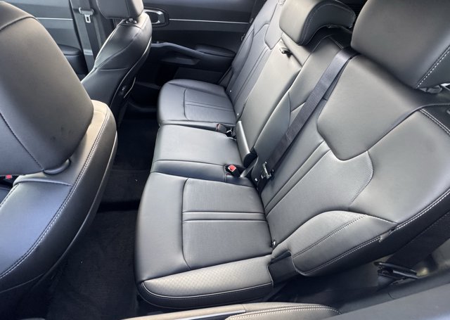 New 2026 Kia Sorento S AWD/4WD image 13