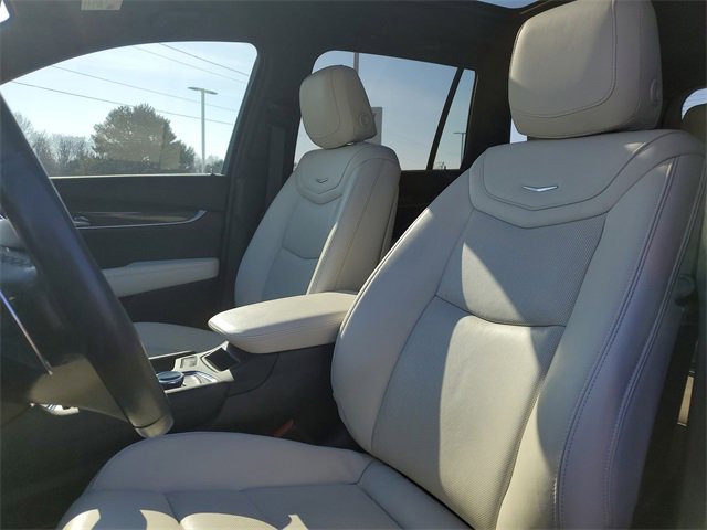 Certified 2023 Cadillac XT6 Sport w/ Technology Package image 5