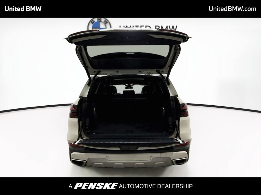 Used 2024 BMW X5 xDrive40i w/ Premium Package AWD/4WD image 14