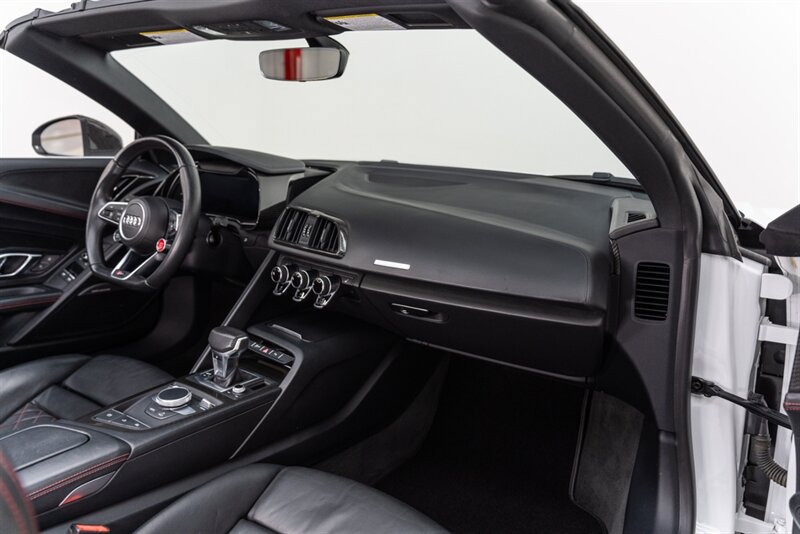 Used 2017 Audi R8 V10 AWD/4WD image 58