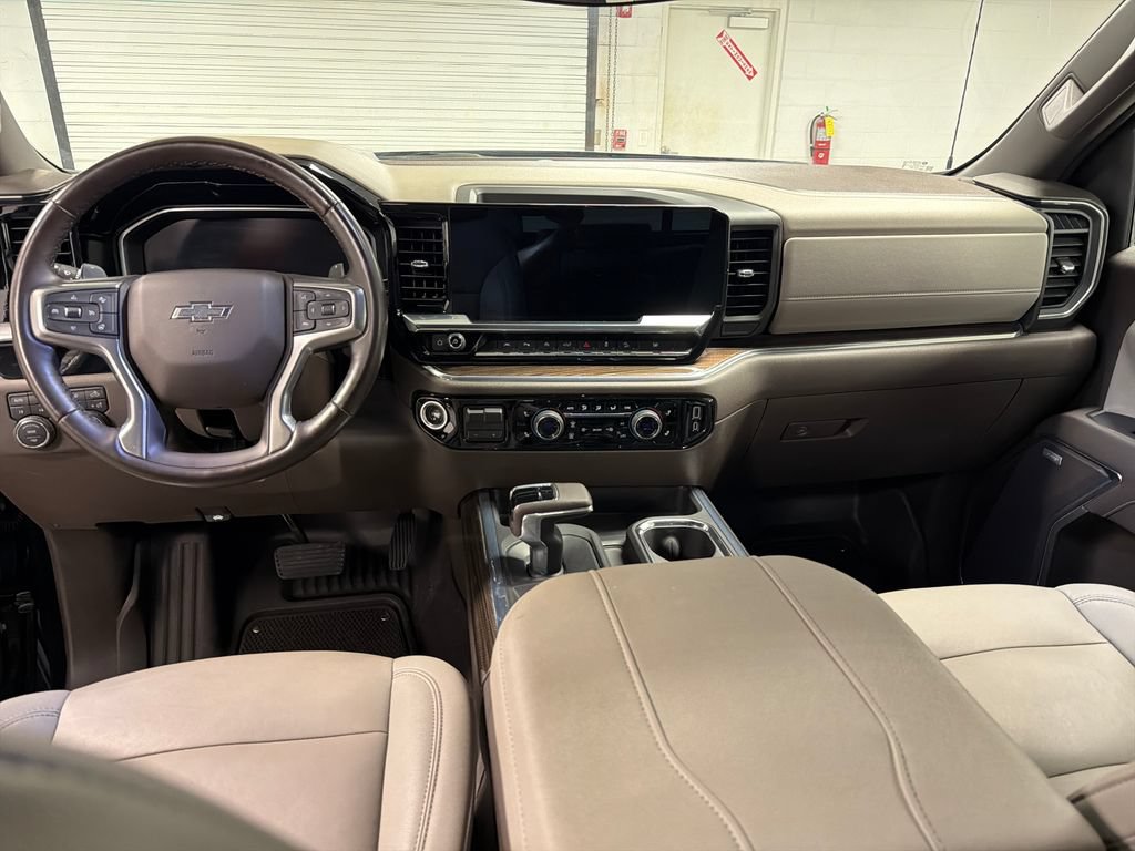Used 2024 Chevrolet Silverado 1500 RST w/ RST All Star Premium Package AWD/4WD image 29