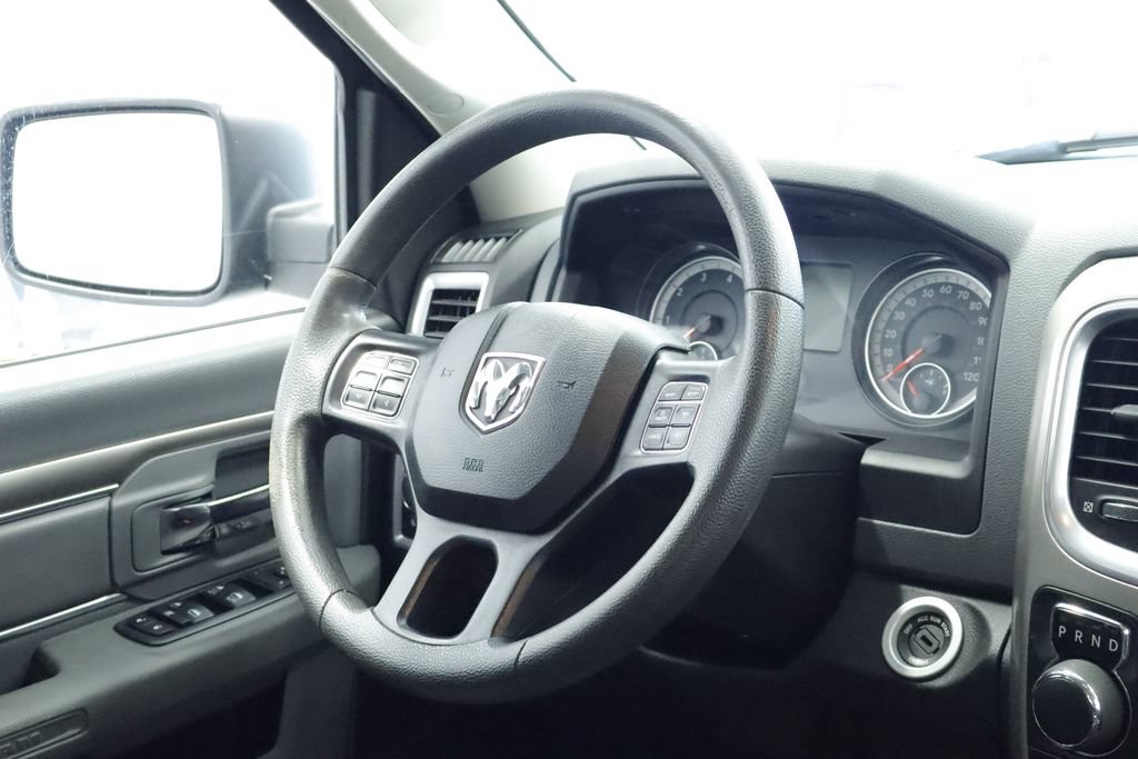 Certified 2019 RAM 1500 Warlock AWD/4WD image 18