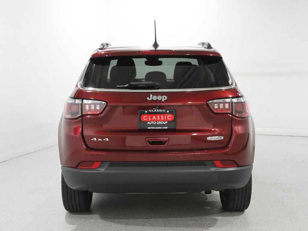 Used 2022 Jeep Compass Latitude w/ Sun and Sound Group image 19