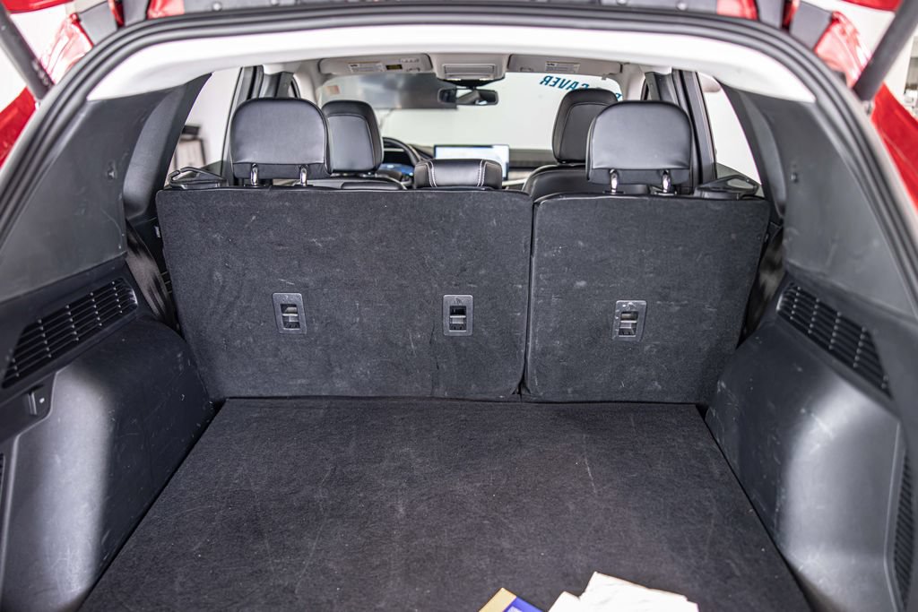 Used 2024 Ford Escape Platinum AWD/4WD image 17