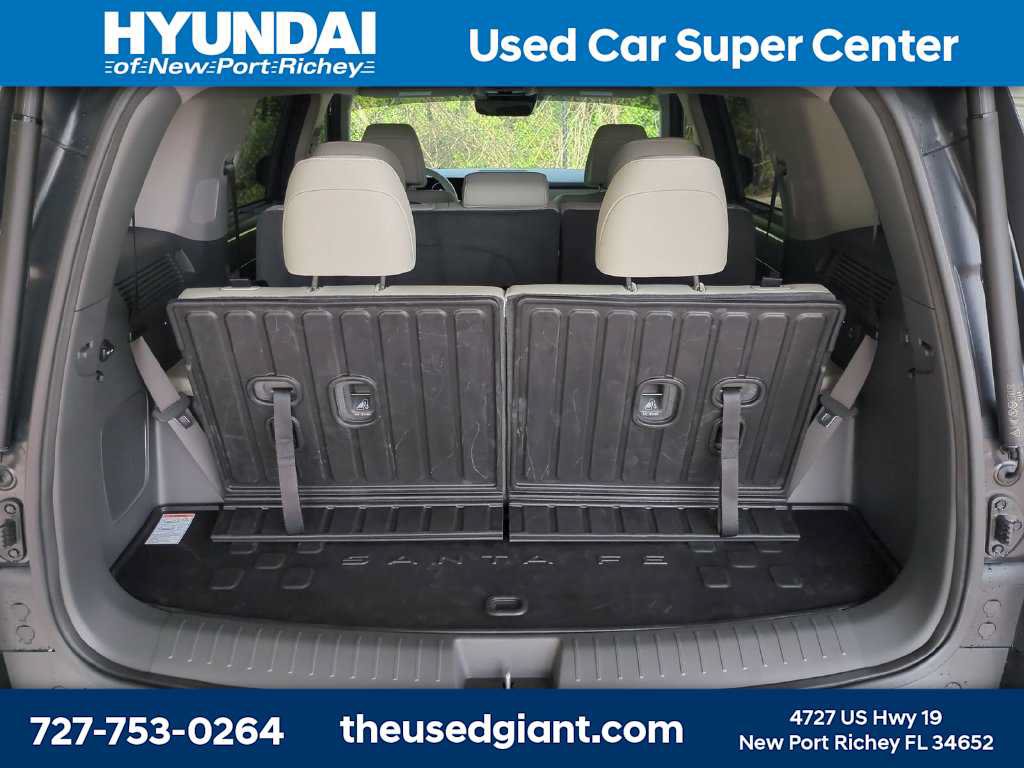 Certified 2025 Hyundai Santa Fe Limited FWD image 12