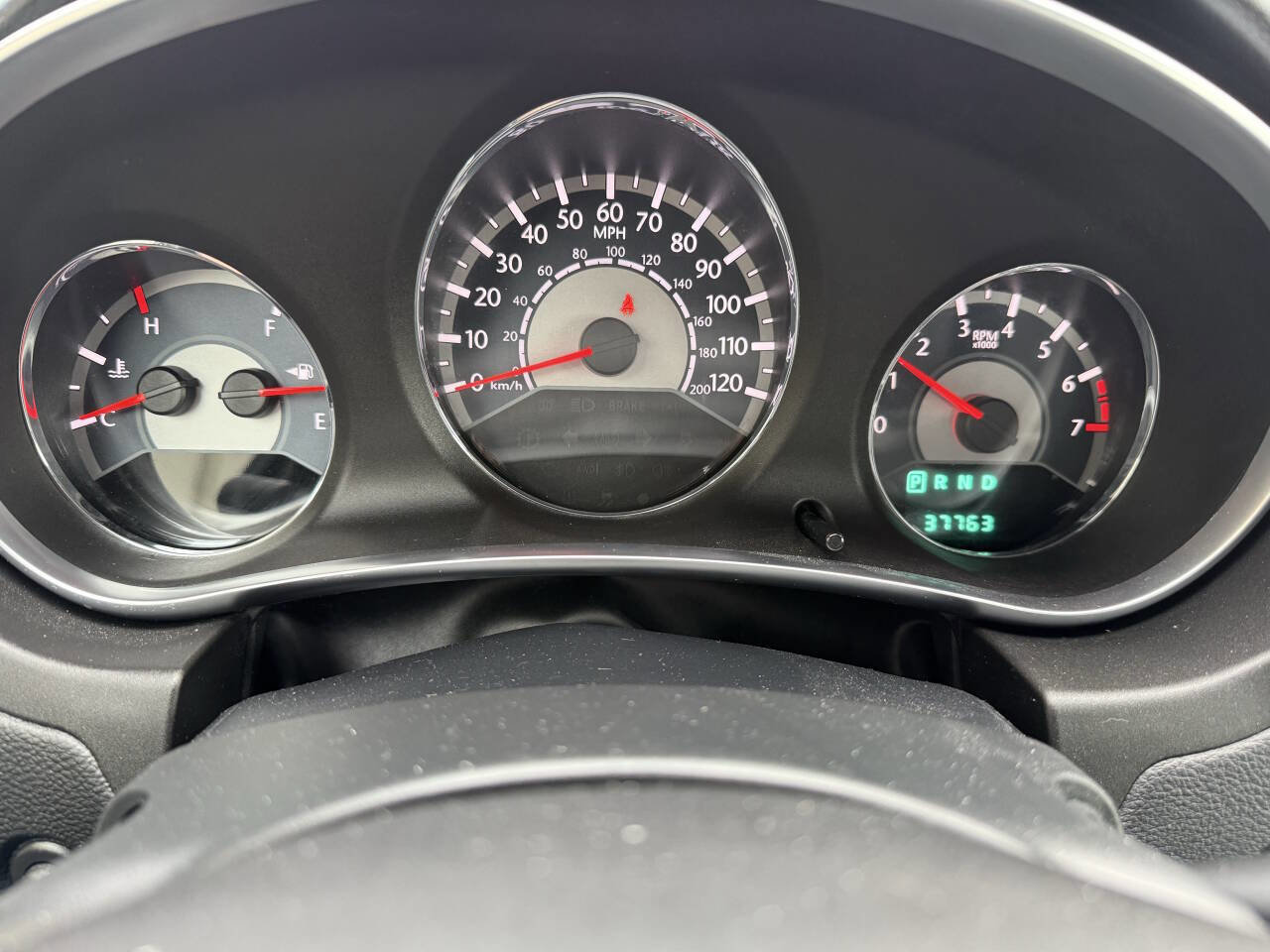 Used 2011 Chrysler 200 LX FWD image 38