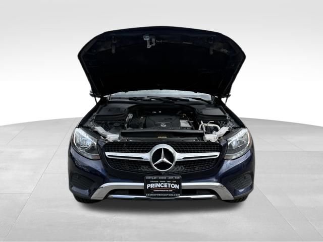 Used 2017 Mercedes-Benz GLC 300 4MATIC Coupe image 9