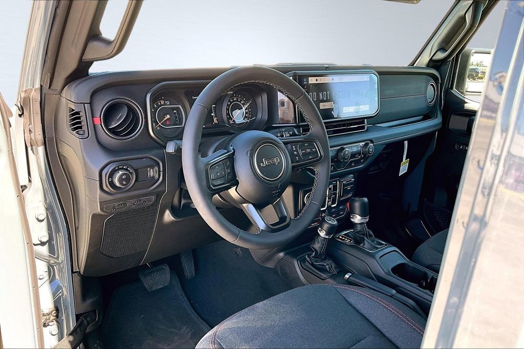 New 2026 Jeep Gladiator Rubicon w/ Steel Power Dome Hood Package image 4