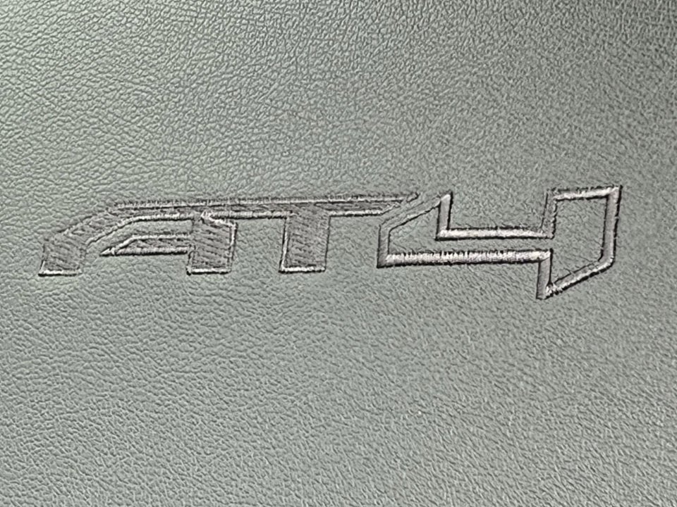 Used 2023 GMC Yukon AT4 w/ AT4 Premium Package image 19