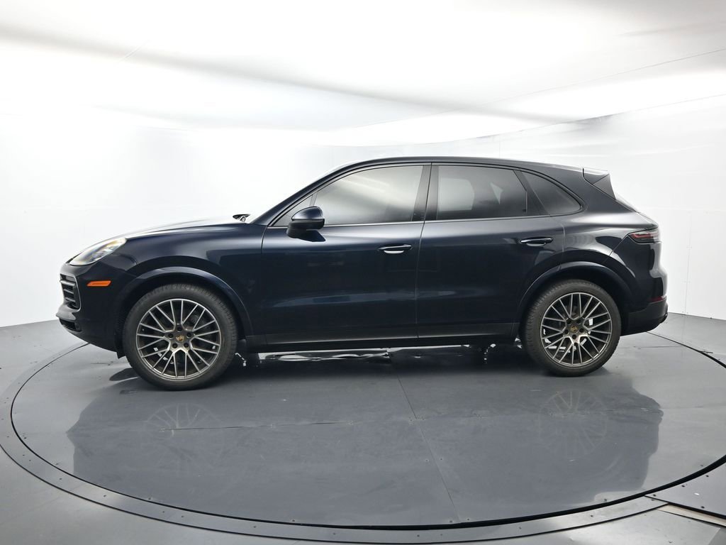 Certified 2023 Porsche Cayenne S Platinum image 2