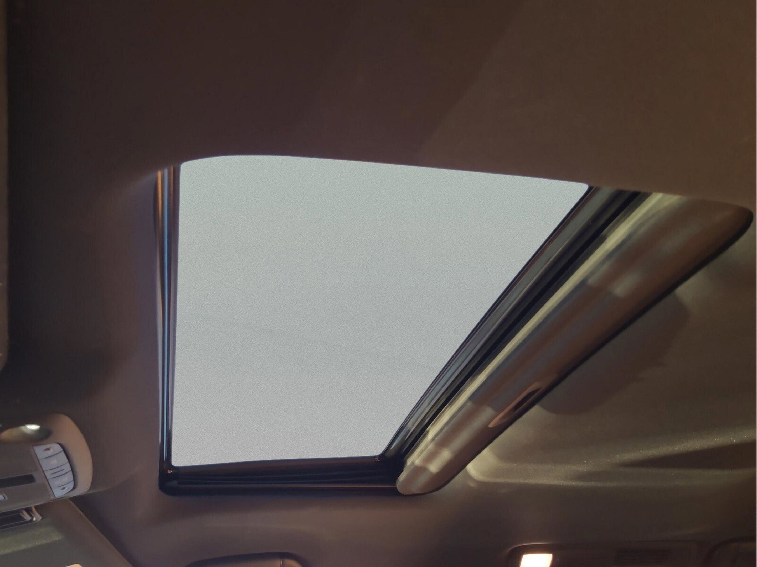 Used 2024 INFINITI QX80 Sensory image 17