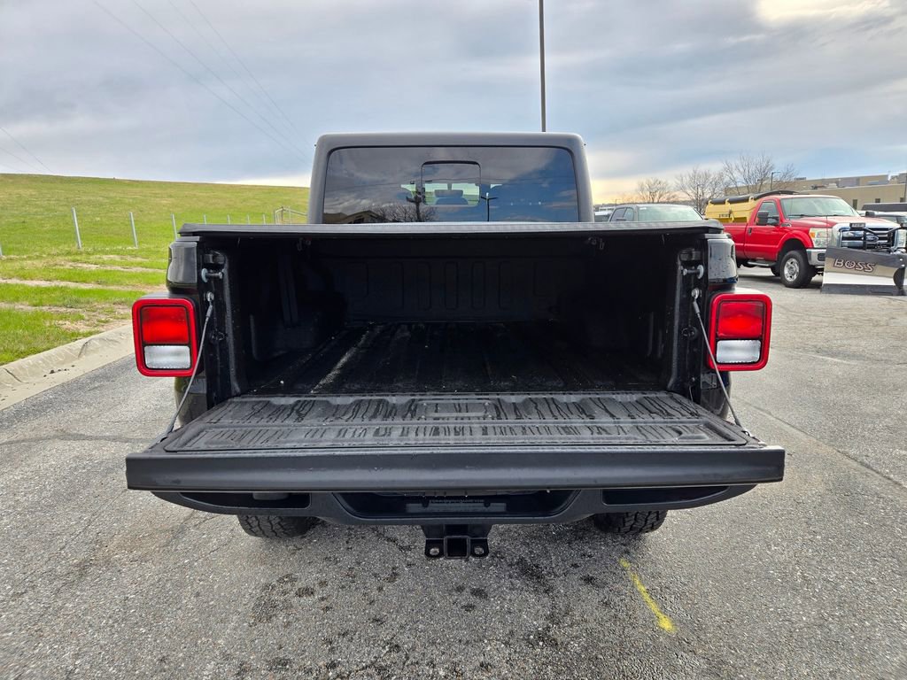 Used 2021 Jeep Gladiator Overland w/ Popular Equipment Package image 32