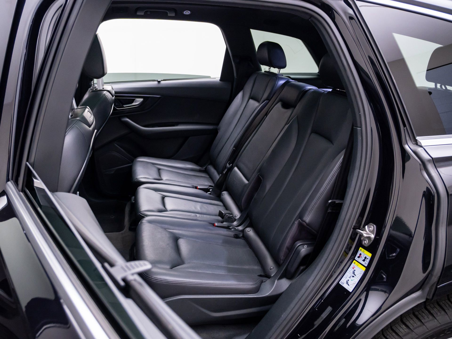 Used 2017 Audi Q7 3.0T Prestige w/ Prestige Package image 16