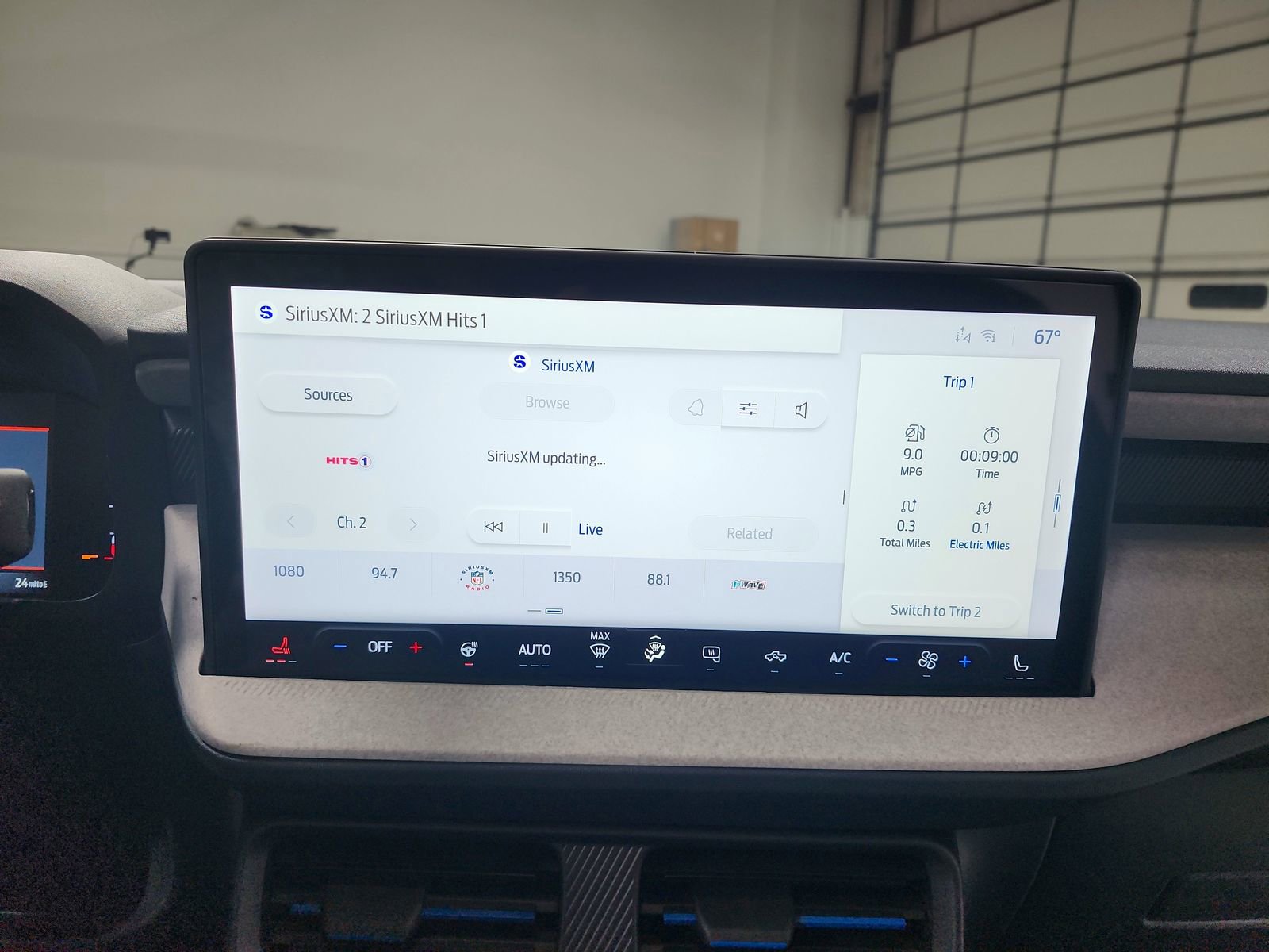 New 2026 Ford Maverick XLT w/ XLT Luxury Package image 27