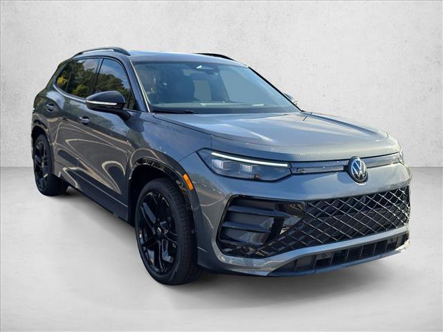 New 2026 Volkswagen Tiguan SE R-Line image 9