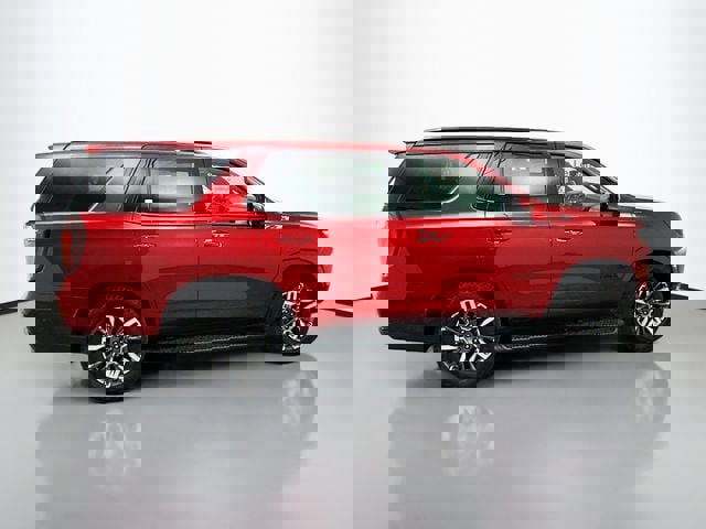 Used 2025 Chevrolet Tahoe Z71 w/ Z71 Off-Road Package image 11